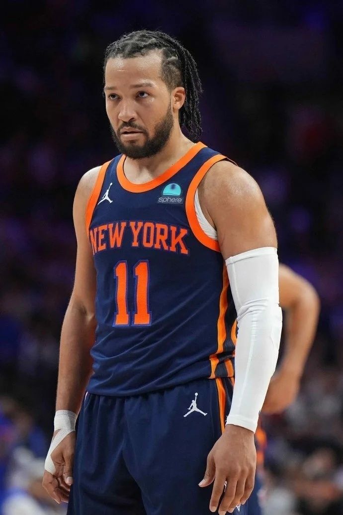 窗口期犹他爵士调整名单以备欧篮联，主帅复盘环节打磨，质疑声仍在，年轻球员得到机会的简单介绍